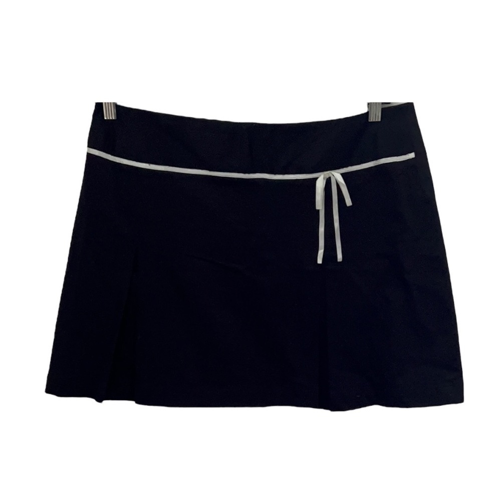 Mid Rise Bow Mini A-Line Skirt